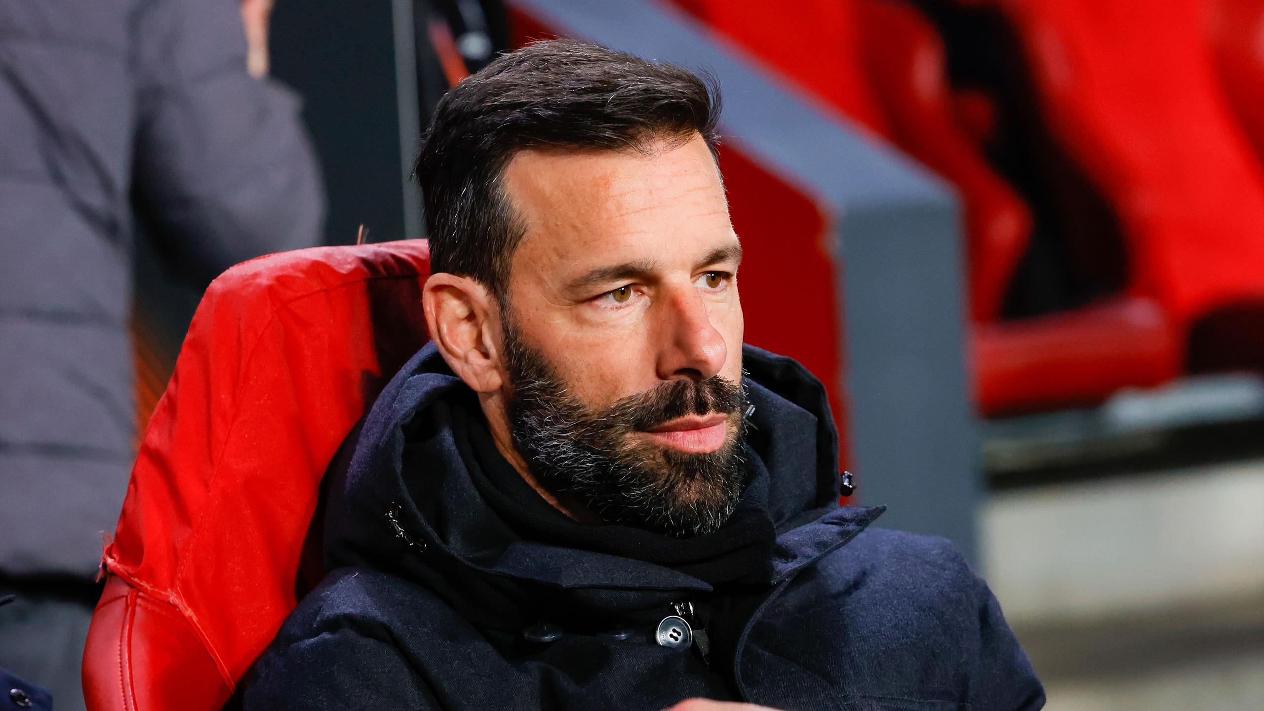 Ruud Van Nistelrooy Steps Down As PSV Eindhoven Boss With Immediate ...